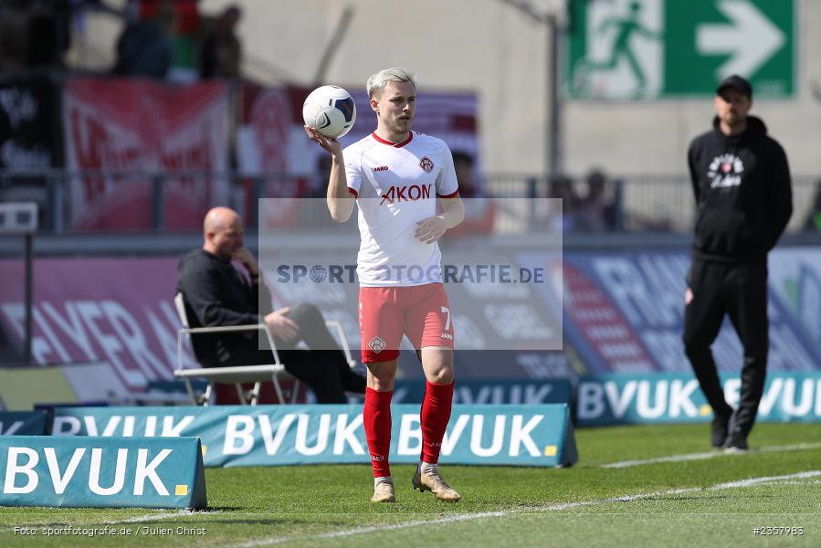 Thomas Haas, AKON Arena, Würzburg, 10.04.2023, sport, action, BFV, Fussball, 30. Spieltag, Regionalliga Bayern, FVI, FWK, FV Illertissen, FC Würzburger Kickers - Bild-ID: 2357983