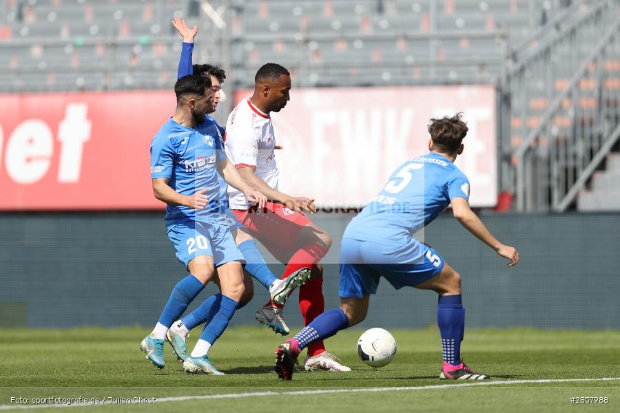 Saliou Sané, AKON Arena, Würzburg, 10.04.2023, sport, action, BFV, Fussball, 30. Spieltag, Regionalliga Bayern, FVI, FWK, FV Illertissen, FC Würzburger Kickers - Bild-ID: 2357988