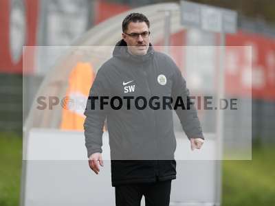 Fotos von FC Würzburger Kickers - FC Forstern auf sportfotografie.de