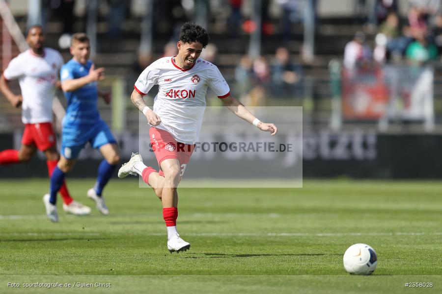 Andre Leipold, AKON Arena, Würzburg, 10.04.2023, sport, action, BFV, Fussball, 30. Spieltag, Regionalliga Bayern, FVI, FWK, FV Illertissen, FC Würzburger Kickers - Bild-ID: 2358028