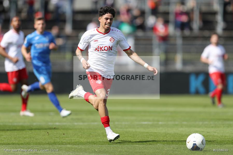 Andre Leipold, AKON Arena, Würzburg, 10.04.2023, sport, action, BFV, Fussball, 30. Spieltag, Regionalliga Bayern, FVI, FWK, FV Illertissen, FC Würzburger Kickers - Bild-ID: 2358030