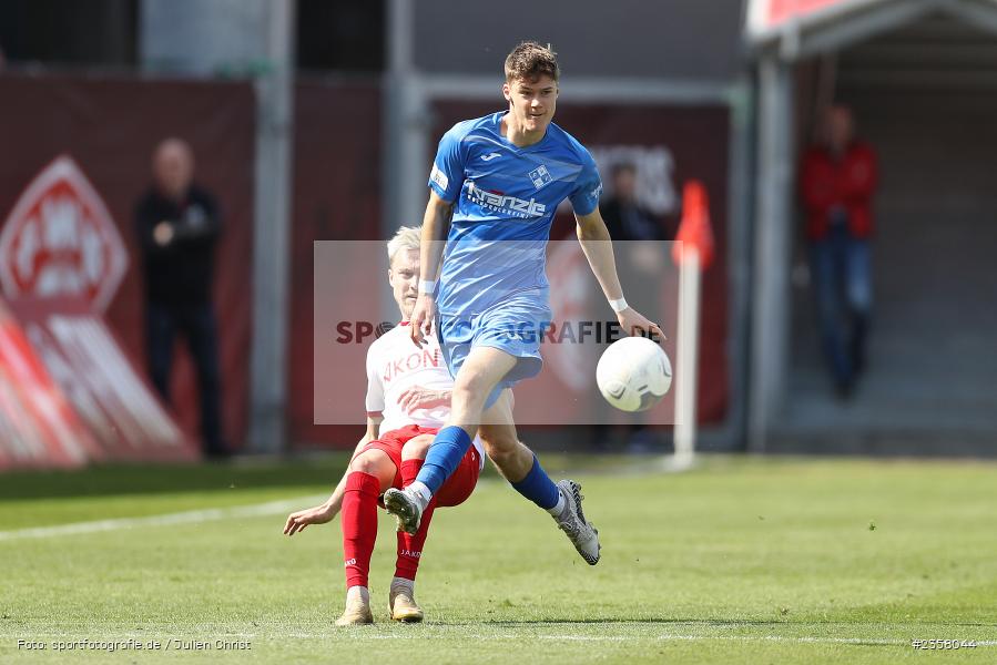 Thomas Haas, AKON Arena, Würzburg, 10.04.2023, sport, action, BFV, Fussball, 30. Spieltag, Regionalliga Bayern, FVI, FWK, FV Illertissen, FC Würzburger Kickers - Bild-ID: 2358044