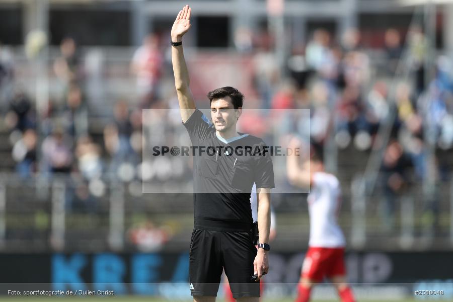 Felix Grund, AKON Arena, Würzburg, 10.04.2023, sport, action, BFV, Fussball, 30. Spieltag, Regionalliga Bayern, FVI, FWK, FV Illertissen, FC Würzburger Kickers - Bild-ID: 2358048