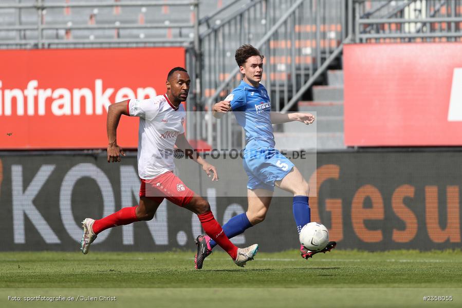 Elias Rudolf Herzig, AKON Arena, Würzburg, 10.04.2023, sport, action, BFV, Fussball, 30. Spieltag, Regionalliga Bayern, FVI, FWK, FV Illertissen, FC Würzburger Kickers - Bild-ID: 2358055