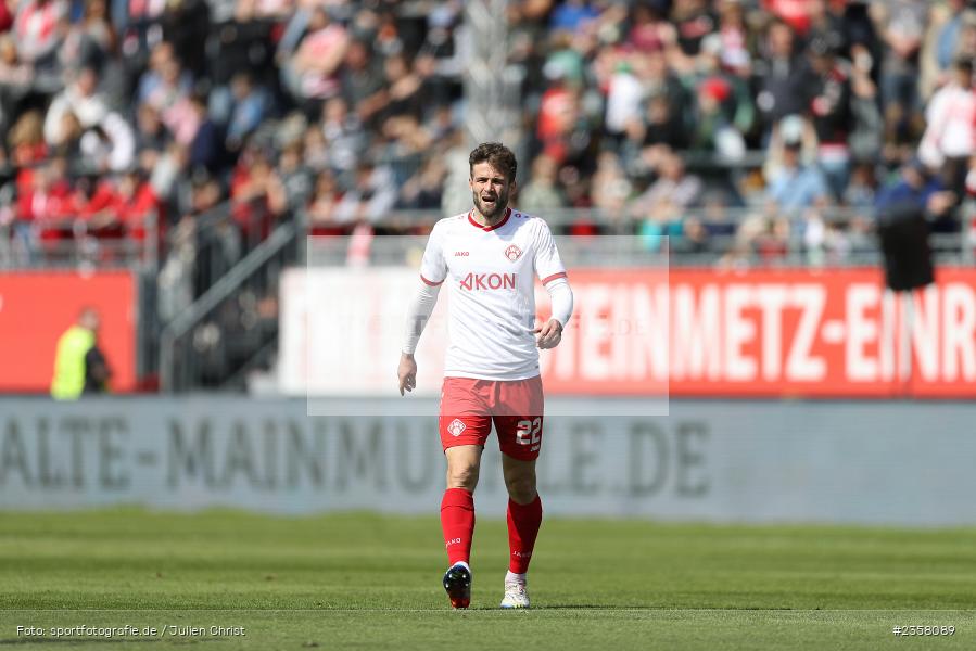 Daniel Hägele, AKON Arena, Würzburg, 10.04.2023, sport, action, BFV, Fussball, 30. Spieltag, Regionalliga Bayern, FVI, FWK, FV Illertissen, FC Würzburger Kickers - Bild-ID: 2358089