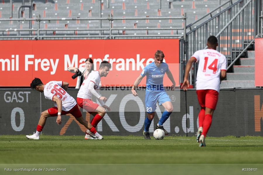 Hannes Pöschl, AKON Arena, Würzburg, 10.04.2023, sport, action, BFV, Fussball, 30. Spieltag, Regionalliga Bayern, FVI, FWK, FV Illertissen, FC Würzburger Kickers - Bild-ID: 2358101