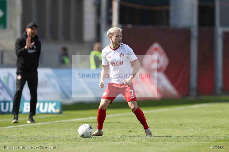 Thomas Haas, AKON Arena, Würzburg, 10.04.2023, sport, action, BFV, Fussball, 30. Spieltag, Regionalliga Bayern, FVI, FWK, FV Illertissen, FC Würzburger Kickers - Bild-ID: 2358102