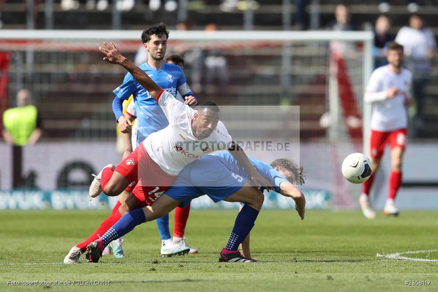 Saliou Sané, AKON Arena, Würzburg, 10.04.2023, sport, action, BFV, Fussball, 30. Spieltag, Regionalliga Bayern, FVI, FWK, FV Illertissen, FC Würzburger Kickers - Bild-ID: 2358119