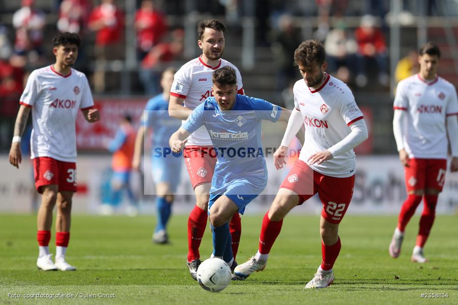 Yannick Glessing, AKON Arena, Würzburg, 10.04.2023, sport, action, BFV, Fussball, 30. Spieltag, Regionalliga Bayern, FVI, FWK, FV Illertissen, FC Würzburger Kickers - Bild-ID: 2358134