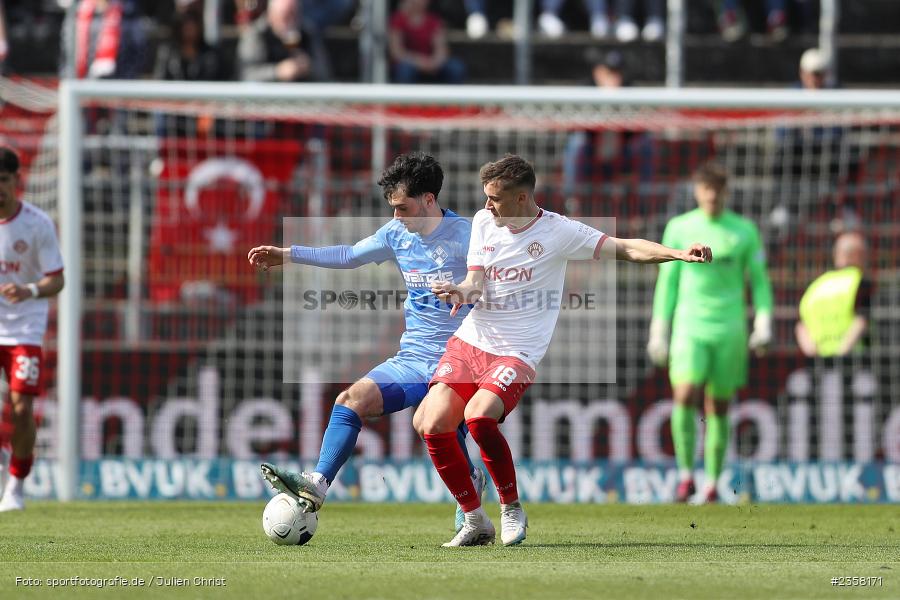 Fabio Maiolo, AKON Arena, Würzburg, 10.04.2023, sport, action, BFV, Fussball, 30. Spieltag, Regionalliga Bayern, FVI, FWK, FV Illertissen, FC Würzburger Kickers - Bild-ID: 2358171