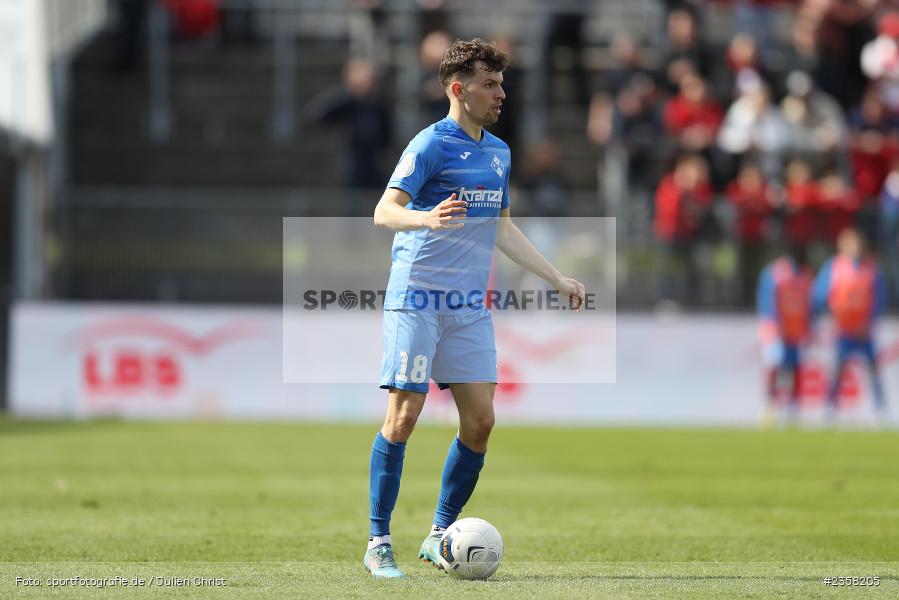 Marco Gölz, AKON Arena, Würzburg, 10.04.2023, sport, action, BFV, Fussball, 30. Spieltag, Regionalliga Bayern, FVI, FWK, FV Illertissen, FC Würzburger Kickers - Bild-ID: 2358205