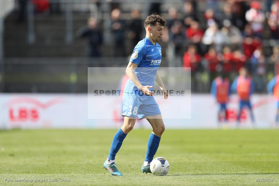 Marco Gölz, AKON Arena, Würzburg, 10.04.2023, sport, action, BFV, Fussball, 30. Spieltag, Regionalliga Bayern, FVI, FWK, FV Illertissen, FC Würzburger Kickers - Bild-ID: 2358208