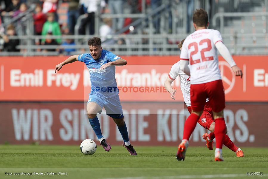 Yannick Glessing, AKON Arena, Würzburg, 10.04.2023, sport, action, BFV, Fussball, 30. Spieltag, Regionalliga Bayern, FVI, FWK, FV Illertissen, FC Würzburger Kickers - Bild-ID: 2358213
