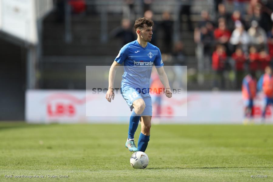Marco Gölz, AKON Arena, Würzburg, 10.04.2023, sport, action, BFV, Fussball, 30. Spieltag, Regionalliga Bayern, FVI, FWK, FV Illertissen, FC Würzburger Kickers - Bild-ID: 2358218