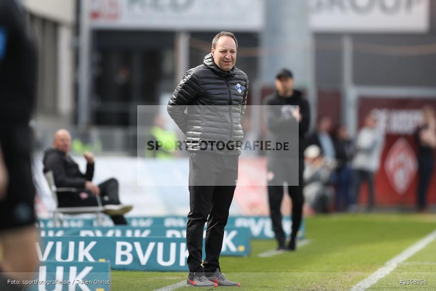 Holger Bachthaler, AKON Arena, Würzburg, 10.04.2023, sport, action, BFV, Fussball, 30. Spieltag, Regionalliga Bayern, FVI, FWK, FV Illertissen, FC Würzburger Kickers - Bild-ID: 2358236