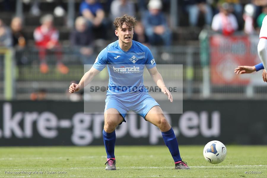 Elias Rudolf Herzig, AKON Arena, Würzburg, 10.04.2023, sport, action, BFV, Fussball, 30. Spieltag, Regionalliga Bayern, FVI, FWK, FV Illertissen, FC Würzburger Kickers - Bild-ID: 2358246