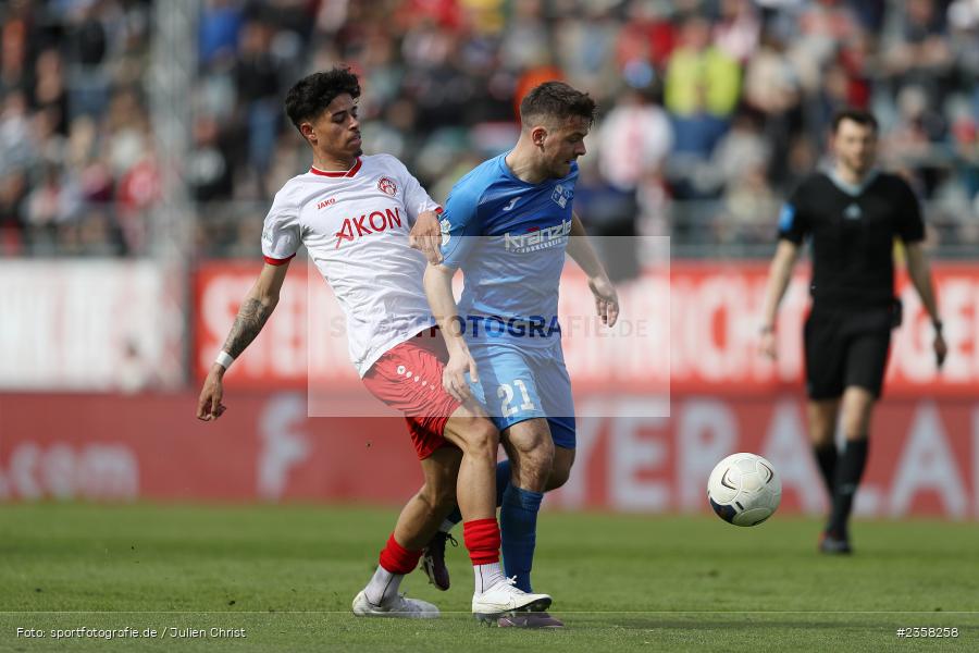 Yannick Glessing, AKON Arena, Würzburg, 10.04.2023, sport, action, BFV, Fussball, 30. Spieltag, Regionalliga Bayern, FVI, FWK, FV Illertissen, FC Würzburger Kickers - Bild-ID: 2358258