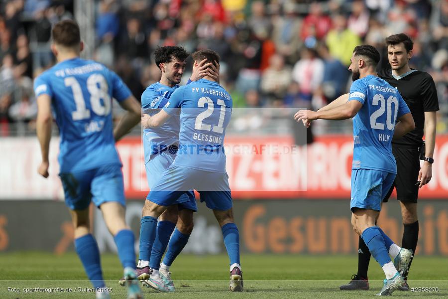Yannick Glessing, AKON Arena, Würzburg, 10.04.2023, sport, action, BFV, Fussball, 30. Spieltag, Regionalliga Bayern, FVI, FWK, FV Illertissen, FC Würzburger Kickers - Bild-ID: 2358270
