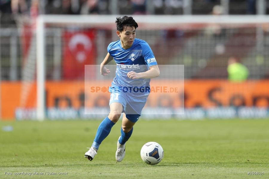 Natsuhiko Watanabe, AKON Arena, Würzburg, 10.04.2023, sport, action, BFV, Fussball, 30. Spieltag, Regionalliga Bayern, FVI, FWK, FV Illertissen, FC Würzburger Kickers - Bild-ID: 2358321