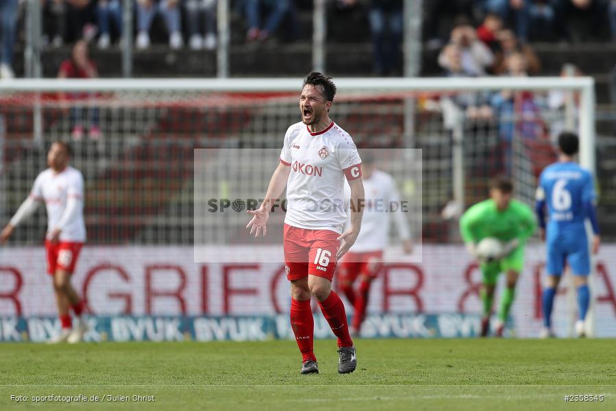 Peter Kurzweg, AKON Arena, Würzburg, 10.04.2023, sport, action, BFV, Fussball, 30. Spieltag, Regionalliga Bayern, FVI, FWK, FV Illertissen, FC Würzburger Kickers - Bild-ID: 2358345