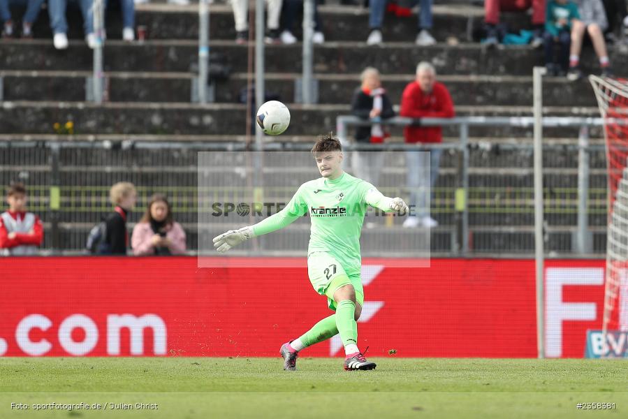 Malwin Zok, AKON Arena, Würzburg, 10.04.2023, sport, action, BFV, Fussball, 30. Spieltag, Regionalliga Bayern, FVI, FWK, FV Illertissen, FC Würzburger Kickers - Bild-ID: 2358381