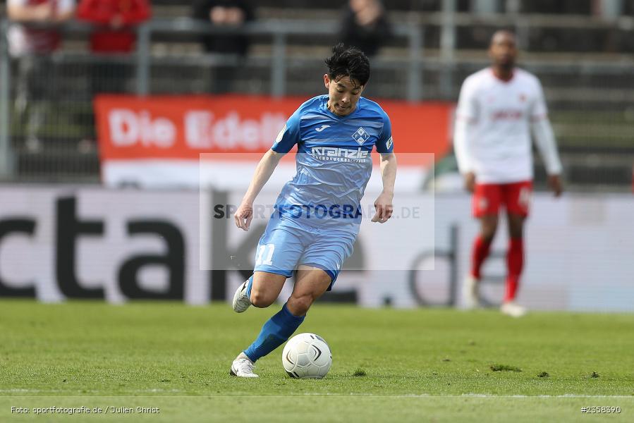 Natsuhiko Watanabe, AKON Arena, Würzburg, 10.04.2023, sport, action, BFV, Fussball, 30. Spieltag, Regionalliga Bayern, FVI, FWK, FV Illertissen, FC Würzburger Kickers - Bild-ID: 2358390
