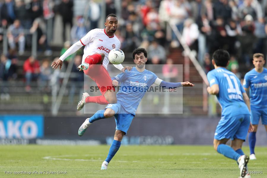 Saliou Sané, AKON Arena, Würzburg, 10.04.2023, sport, action, BFV, Fussball, 30. Spieltag, Regionalliga Bayern, FVI, FWK, FV Illertissen, FC Würzburger Kickers - Bild-ID: 2358393