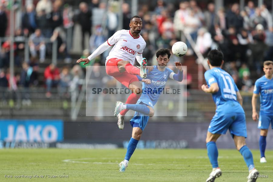 Saliou Sané, AKON Arena, Würzburg, 10.04.2023, sport, action, BFV, Fussball, 30. Spieltag, Regionalliga Bayern, FVI, FWK, FV Illertissen, FC Würzburger Kickers - Bild-ID: 2358394