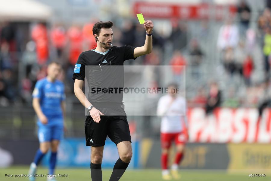 Felix Grund, AKON Arena, Würzburg, 10.04.2023, sport, action, BFV, Fussball, 30. Spieltag, Regionalliga Bayern, FVI, FWK, FV Illertissen, FC Würzburger Kickers - Bild-ID: 2358410