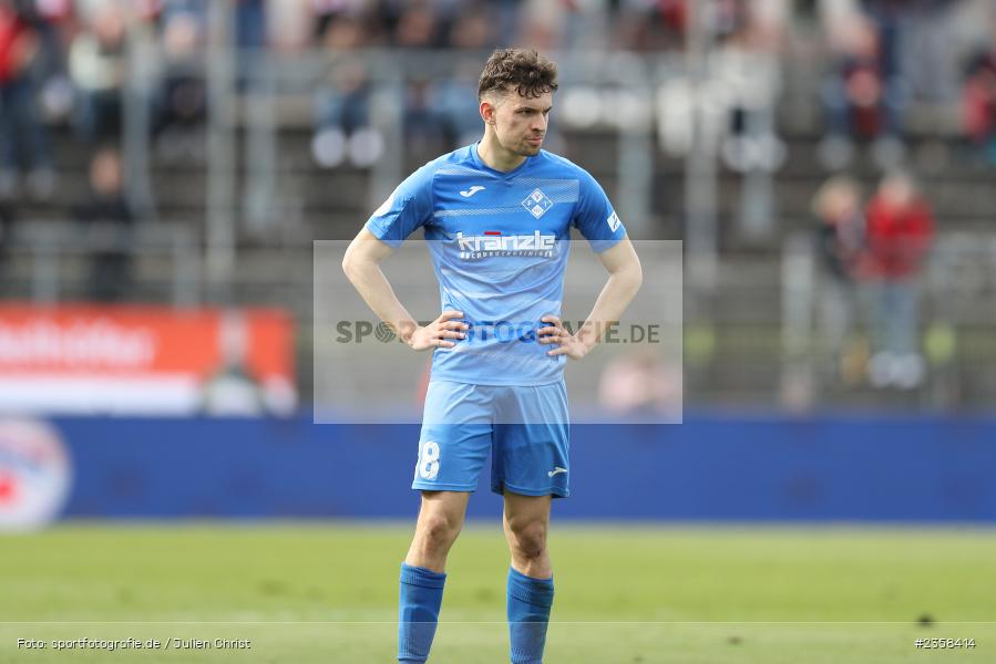 Marco Gölz, AKON Arena, Würzburg, 10.04.2023, sport, action, BFV, Fussball, 30. Spieltag, Regionalliga Bayern, FVI, FWK, FV Illertissen, FC Würzburger Kickers - Bild-ID: 2358414