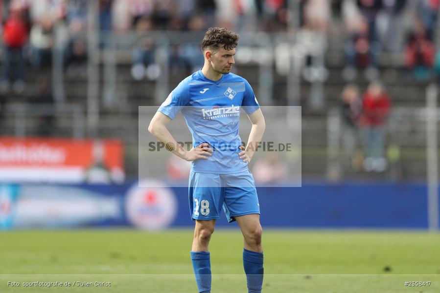 Marco Gölz, AKON Arena, Würzburg, 10.04.2023, sport, action, BFV, Fussball, 30. Spieltag, Regionalliga Bayern, FVI, FWK, FV Illertissen, FC Würzburger Kickers - Bild-ID: 2358417