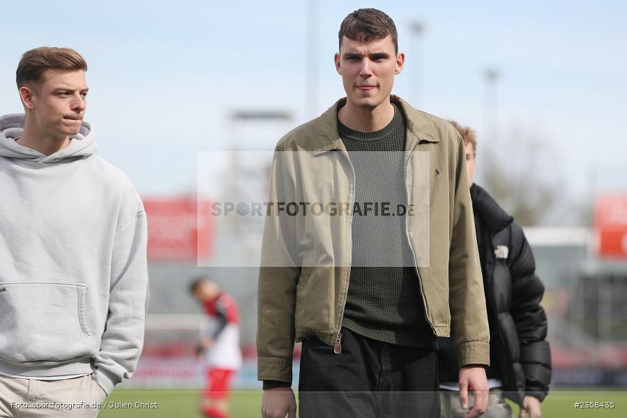 Marc Richter, AKON Arena, Würzburg, 10.04.2023, sport, action, BFV, Fussball, 30. Spieltag, Regionalliga Bayern, FVI, FWK, FV Illertissen, FC Würzburger Kickers - Bild-ID: 2358435
