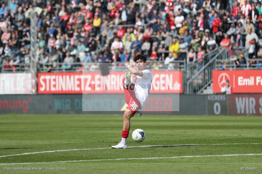 Andre Leipold, AKON Arena, Würzburg, 10.04.2023, sport, action, BFV, Fussball, 30. Spieltag, Regionalliga Bayern, FVI, FWK, FV Illertissen, FC Würzburger Kickers - Bild-ID: 2358451