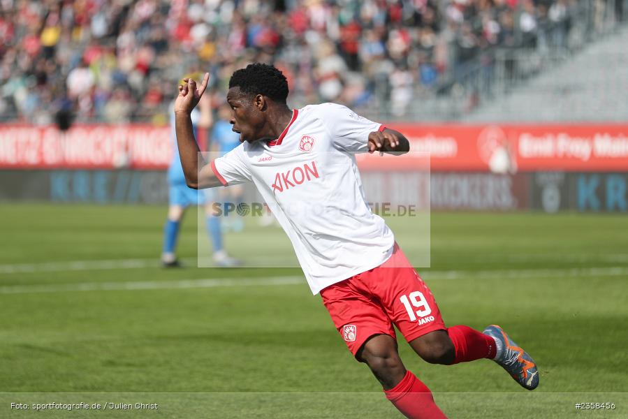 Benjika Caciel, AKON Arena, Würzburg, 10.04.2023, sport, action, BFV, Fussball, 30. Spieltag, Regionalliga Bayern, FVI, FWK, FV Illertissen, FC Würzburger Kickers - Bild-ID: 2358456