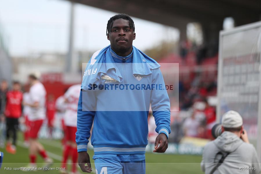 Jannik Ikendo Wanner, AKON Arena, Würzburg, 10.04.2023, sport, action, BFV, Fussball, 30. Spieltag, Regionalliga Bayern, FVI, FWK, FV Illertissen, FC Würzburger Kickers - Bild-ID: 2358493
