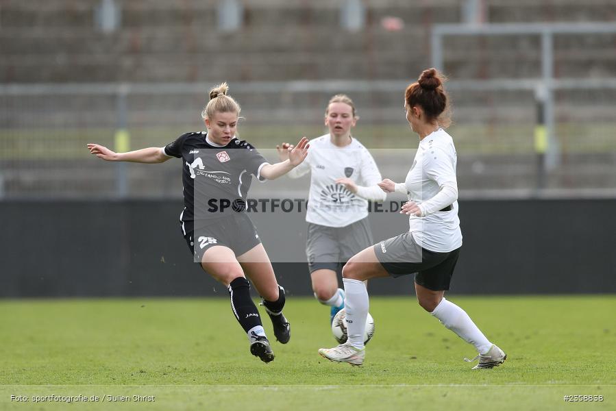 Ela Schlicker, AKON Arena, Würzburg, 11.04.2023, sport, action, BFV, Fussball, BFV-Verbandspokal, Bayernliga, Regionalliga, FFC, FWK, 1. FFC Hof, FC Würzburger Kickers - Bild-ID: 2358838