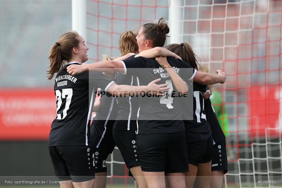 Sophia Klärle, AKON Arena, Würzburg, 11.04.2023, sport, action, BFV, Fussball, BFV-Verbandspokal, Bayernliga, Regionalliga, FFC, FWK, 1. FFC Hof, FC Würzburger Kickers - Bild-ID: 2358853