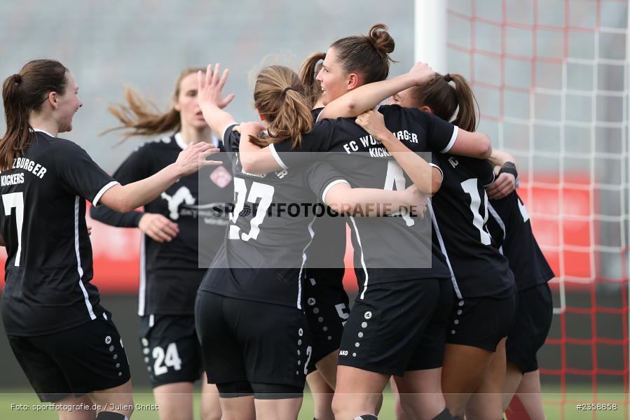 Sophia Klärle, AKON Arena, Würzburg, 11.04.2023, sport, action, BFV, Fussball, BFV-Verbandspokal, Bayernliga, Regionalliga, FFC, FWK, 1. FFC Hof, FC Würzburger Kickers - Bild-ID: 2358858