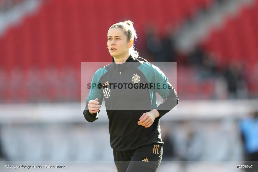 Stina Johannes, Max-Morlock-Stadion, Nürnberg, 12.04.2023, sport, action, Fussball, DFB, FIFA, UEFA, Freundschaftsspiel, BRA, GER, Frauen-Nationalmannschaft, Brasilien, Deutschland - Bild-ID: 2358967
