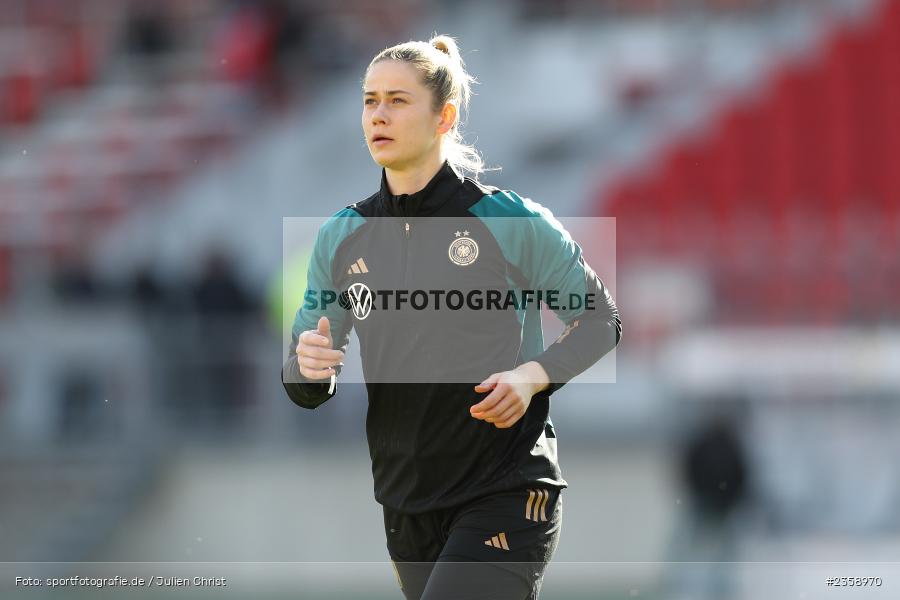 Stina Johannes, Max-Morlock-Stadion, Nürnberg, 12.04.2023, sport, action, Fussball, DFB, FIFA, UEFA, Freundschaftsspiel, BRA, GER, Frauen-Nationalmannschaft, Brasilien, Deutschland - Bild-ID: 2358970