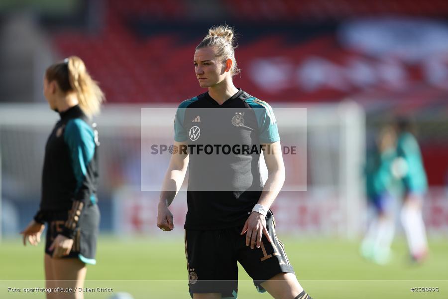 Alexandra Popp, Max-Morlock-Stadion, Nürnberg, 12.04.2023, sport, action, Fussball, DFB, FIFA, UEFA, Freundschaftsspiel, BRA, GER, Frauen-Nationalmannschaft, Brasilien, Deutschland - Bild-ID: 2358993 Alexandra Popp, Max-Morlock-Stadion, Nürnberg, 12.04.2023, sport, action, Fussball, DFB, FIFA, UEFA, Freundschaftsspiel, BRA, GER, Frauen-Nationalmannschaft, Brasilien, Deutschland - Bild-ID: 2358993