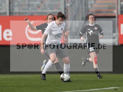 Fotos von FC Würzburger Kickers - 1. FFC Hof auf sportfotografie.de