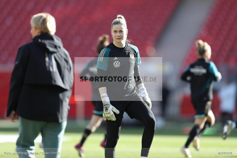 Stina Johannes, Max-Morlock-Stadion, Nürnberg, 12.04.2023, sport, action, Fussball, DFB, FIFA, UEFA, Freundschaftsspiel, BRA, GER, Frauen-Nationalmannschaft, Brasilien, Deutschland - Bild-ID: 2359015 Stina Johannes, Max-Morlock-Stadion, Nürnberg, 12.04.2023, sport, action, Fussball, DFB, FIFA, UEFA, Freundschaftsspiel, BRA, GER, Frauen-Nationalmannschaft, Brasilien, Deutschland - Bild-ID: 2359015