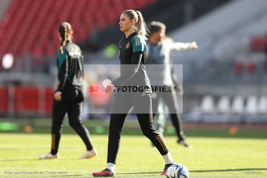 Jule Brand, Max-Morlock-Stadion, Nürnberg, 12.04.2023, sport, action, Fussball, DFB, FIFA, UEFA, Freundschaftsspiel, BRA, GER, Frauen-Nationalmannschaft, Brasilien, Deutschland - Bild-ID: 2359026 Jule Brand, Max-Morlock-Stadion, Nürnberg, 12.04.2023, sport, action, Fussball, DFB, FIFA, UEFA, Freundschaftsspiel, BRA, GER, Frauen-Nationalmannschaft, Brasilien, Deutschland - Bild-ID: 2359026