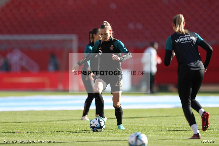 Sarai Linder, Max-Morlock-Stadion, Nürnberg, 12.04.2023, sport, action, Fussball, DFB, FIFA, UEFA, Freundschaftsspiel, BRA, GER, Frauen-Nationalmannschaft, Brasilien, Deutschland - Bild-ID: 2359036 Sarai Linder, Max-Morlock-Stadion, Nürnberg, 12.04.2023, sport, action, Fussball, DFB, FIFA, UEFA, Freundschaftsspiel, BRA, GER, Frauen-Nationalmannschaft, Brasilien, Deutschland - Bild-ID: 2359036