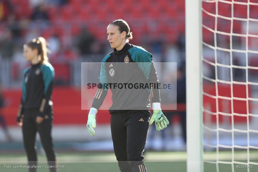 Ann-Katrin Berger, Max-Morlock-Stadion, Nürnberg, 12.04.2023, sport, action, Fussball, DFB, FIFA, UEFA, Freundschaftsspiel, BRA, GER, Frauen-Nationalmannschaft, Brasilien, Deutschland - Bild-ID: 2359042 Ann-Katrin Berger, Max-Morlock-Stadion, Nürnberg, 12.04.2023, sport, action, Fussball, DFB, FIFA, UEFA, Freundschaftsspiel, BRA, GER, Frauen-Nationalmannschaft, Brasilien, Deutschland - Bild-ID: 2359042