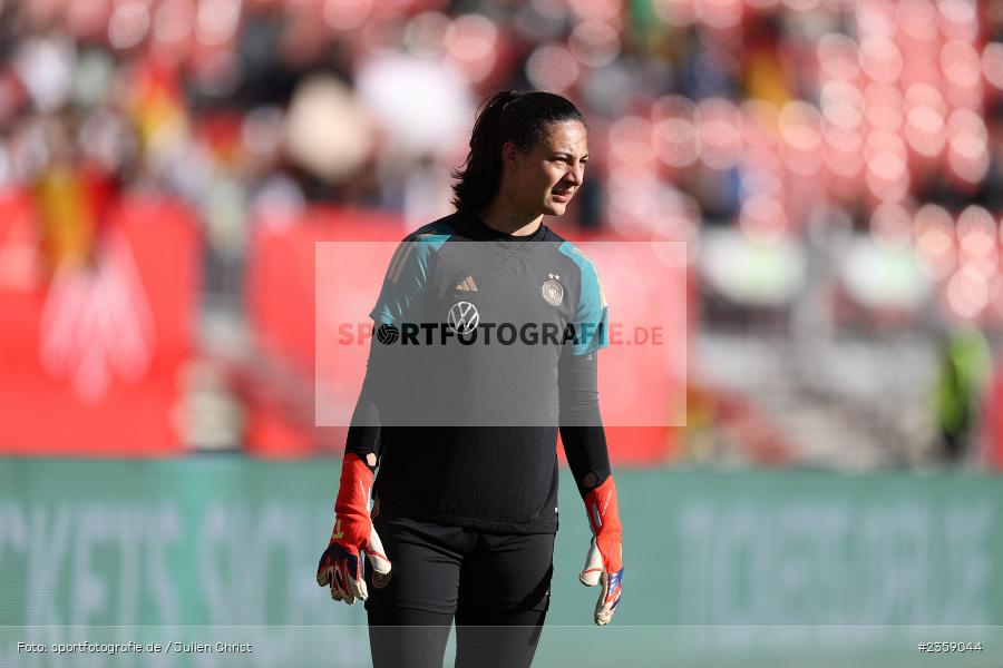 Maria Luisa Grohs, Max-Morlock-Stadion, Nürnberg, 12.04.2023, sport, action, Fussball, DFB, FIFA, UEFA, Freundschaftsspiel, BRA, GER, Frauen-Nationalmannschaft, Brasilien, Deutschland - Bild-ID: 2359044 Maria Luisa Grohs, Max-Morlock-Stadion, Nürnberg, 12.04.2023, sport, action, Fussball, DFB, FIFA, UEFA, Freundschaftsspiel, BRA, GER, Frauen-Nationalmannschaft, Brasilien, Deutschland - Bild-ID: 2359044