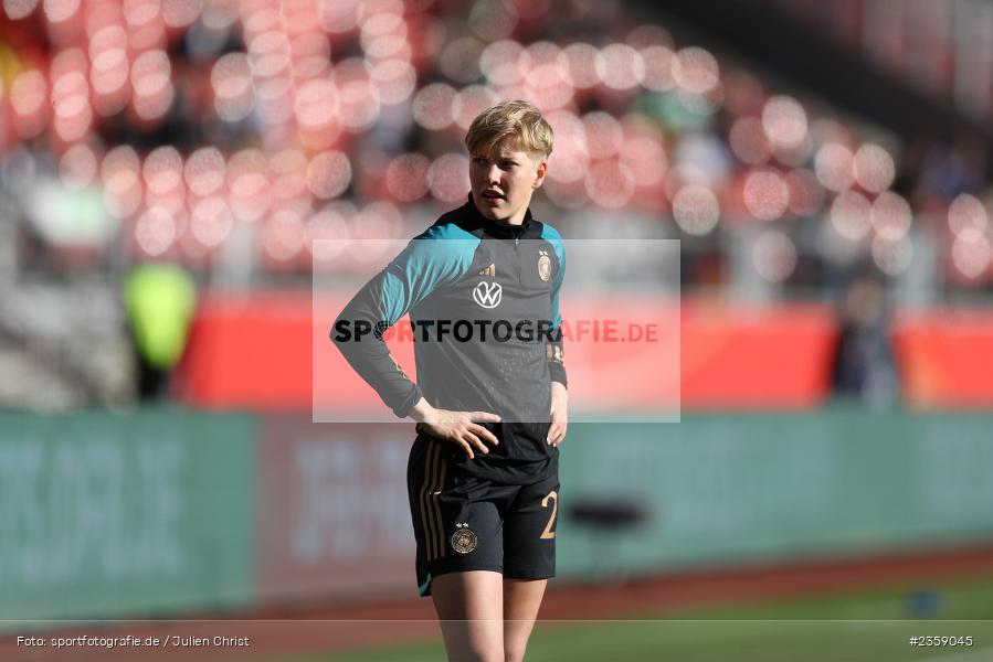 Paulina Krumbiegel, Max-Morlock-Stadion, Nürnberg, 12.04.2023, sport, action, Fussball, DFB, FIFA, UEFA, Freundschaftsspiel, BRA, GER, Frauen-Nationalmannschaft, Brasilien, Deutschland - Bild-ID: 2359045 Paulina Krumbiegel, Max-Morlock-Stadion, Nürnberg, 12.04.2023, sport, action, Fussball, DFB, FIFA, UEFA, Freundschaftsspiel, BRA, GER, Frauen-Nationalmannschaft, Brasilien, Deutschland - Bild-ID: 2359045