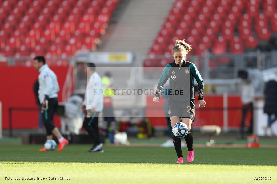 Sjoeke Nüsken, Max-Morlock-Stadion, Nürnberg, 12.04.2023, sport, action, Fussball, DFB, FIFA, UEFA, Freundschaftsspiel, BRA, GER, Frauen-Nationalmannschaft, Brasilien, Deutschland - Bild-ID: 2359048 Sjoeke Nüsken, Max-Morlock-Stadion, Nürnberg, 12.04.2023, sport, action, Fussball, DFB, FIFA, UEFA, Freundschaftsspiel, BRA, GER, Frauen-Nationalmannschaft, Brasilien, Deutschland - Bild-ID: 2359048
