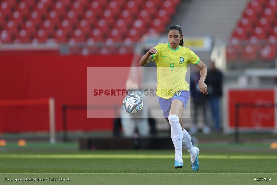 Rafaelle Souza, Max-Morlock-Stadion, Nürnberg, 12.04.2023, sport, action, Fussball, DFB, FIFA, UEFA, Freundschaftsspiel, BRA, GER, Frauen-Nationalmannschaft, Brasilien, Deutschland - Bild-ID: 2359074